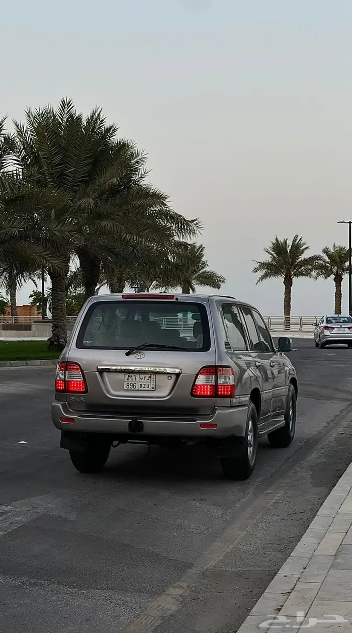 لاندكلوزر موديل 2007 2