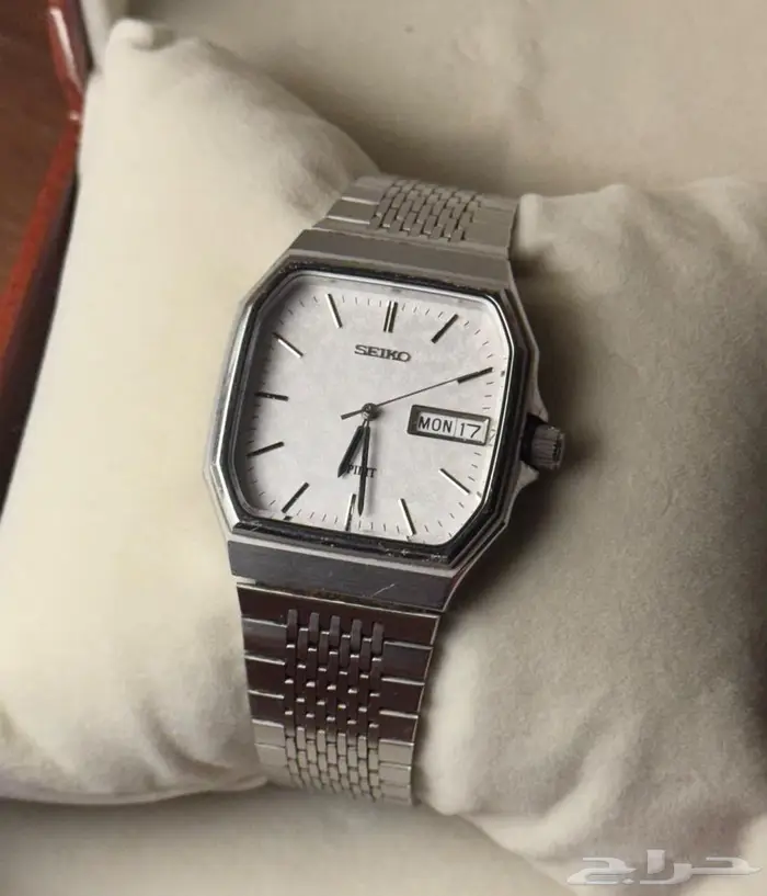 للبيع ساعة سيكو SEIKO فضي 0
