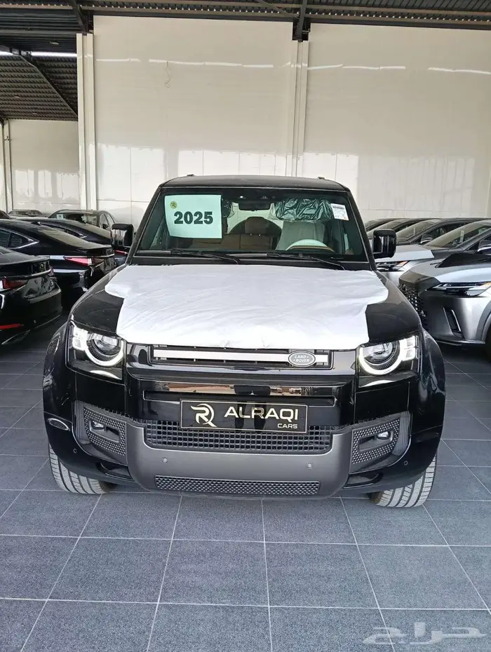 لاندروفر ديفيندر V6 HSE 2025 الناغي هيدروليك بروجيكتور 0