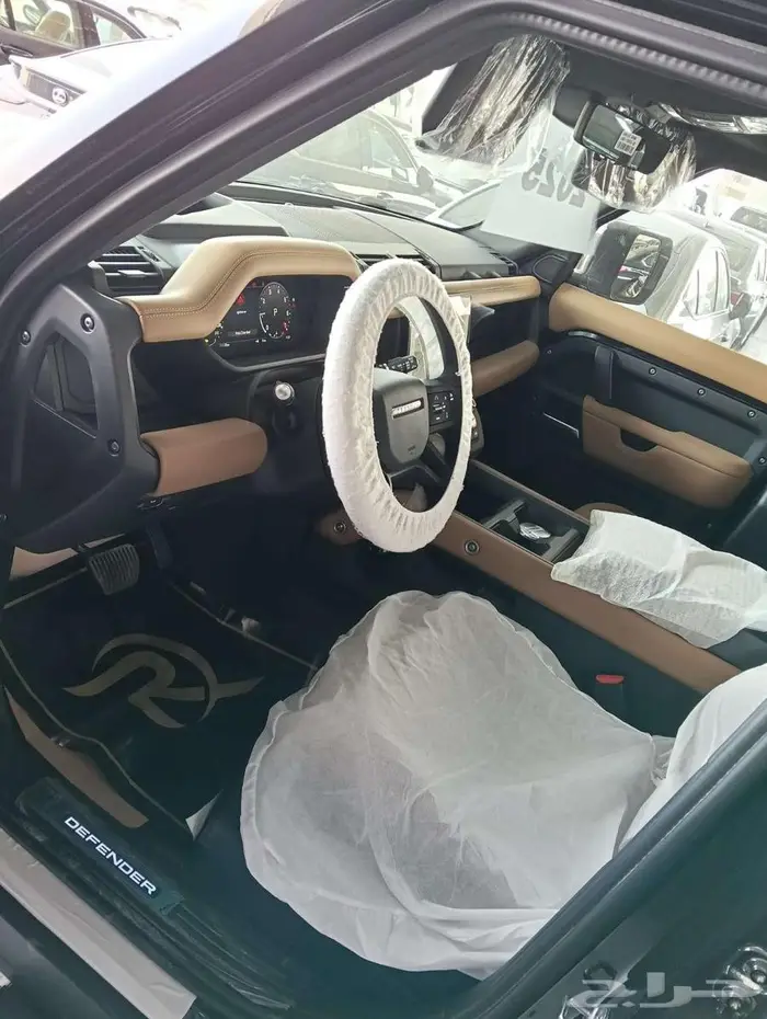 لاندروفر ديفيندر V6 HSE 2025 الناغي هيدروليك بروجيكتور 7