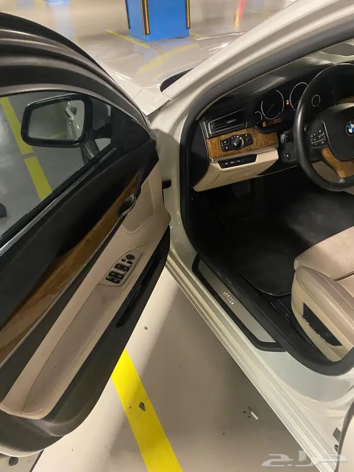 Bmw 750Li 11