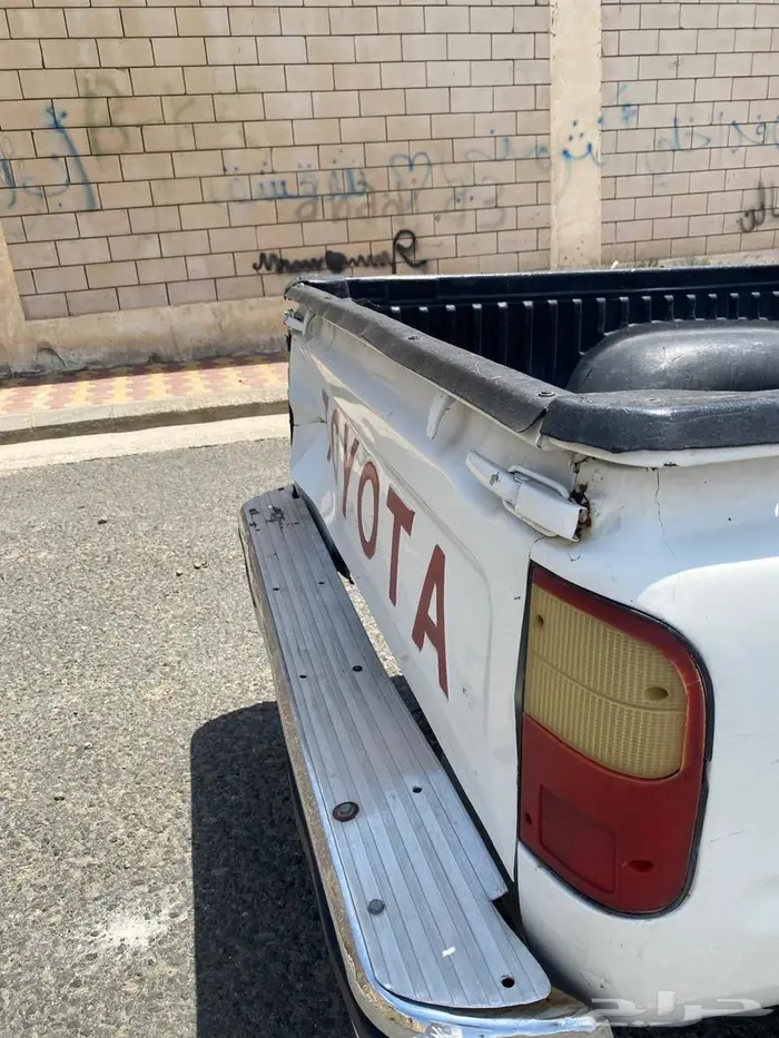 هايلكس 2002 5