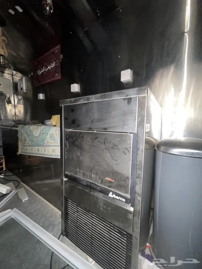 عربة متنقلة مساحة 2x5 4