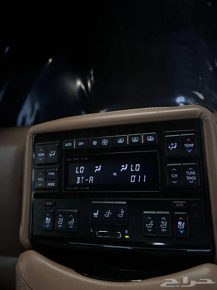 للبيع لكزس Ls460L 2014 ممشى قليل 12