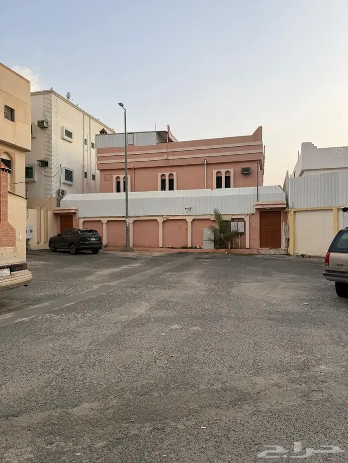 للبيع عمارة سكنية بحي النخيل 1