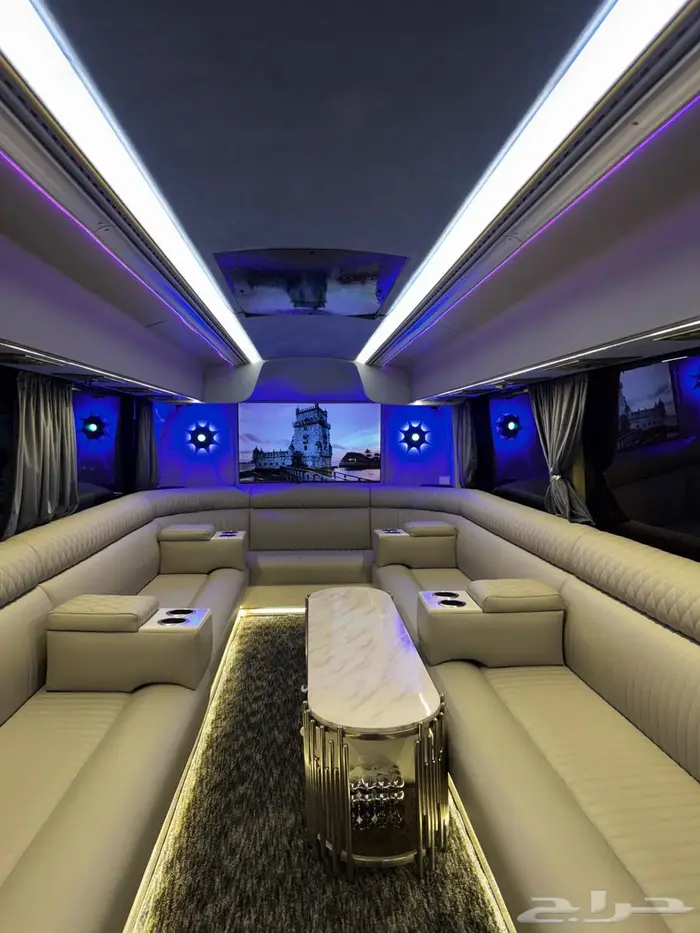 باص vip طاولات   كنب للايجار 3