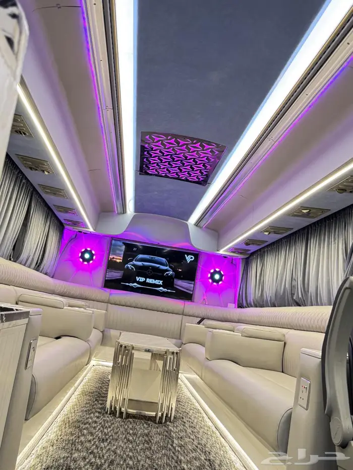 باص vip طاولات   كنب للايجار 4