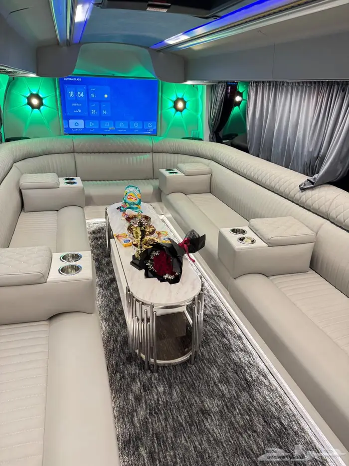 باص vip طاولات   كنب للايجار 0