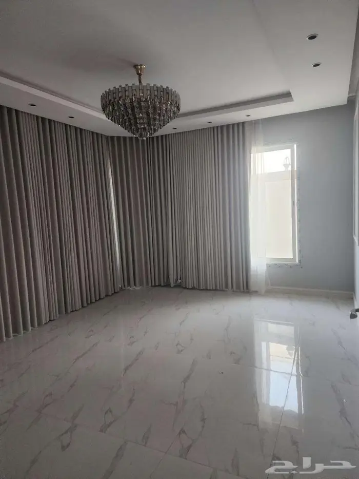 فيلا في حي التلال فيها مطبخ و مكيفات جاهزه 20