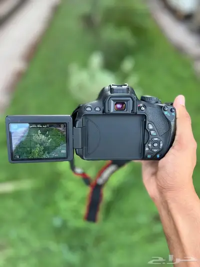 كاميرا كانون احترافيه موديل Eos 650D الشلشة تاتش سكرين index