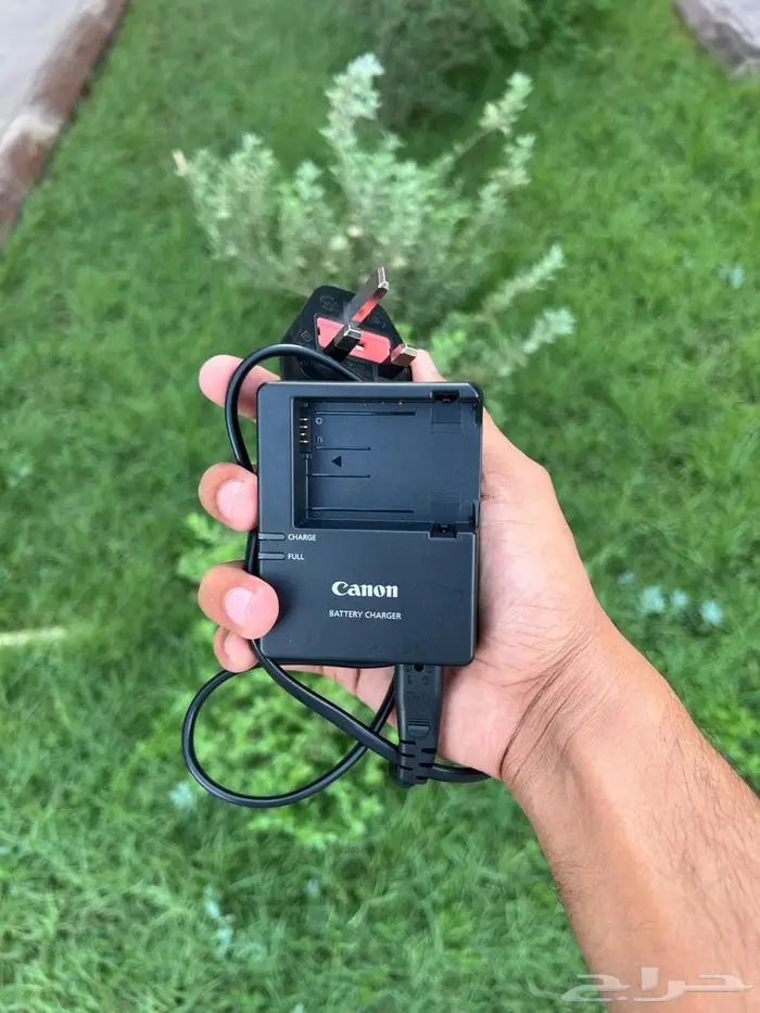 كاميرا كانون احترافيه موديل Eos 650D الشلشة تاتش سكرين 10