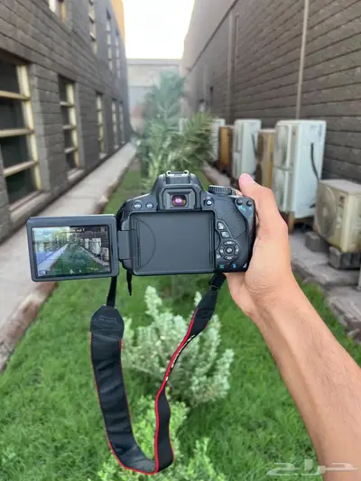 كاميرا كانون احترافيه موديل Eos 650D الشلشة تاتش سكرين index