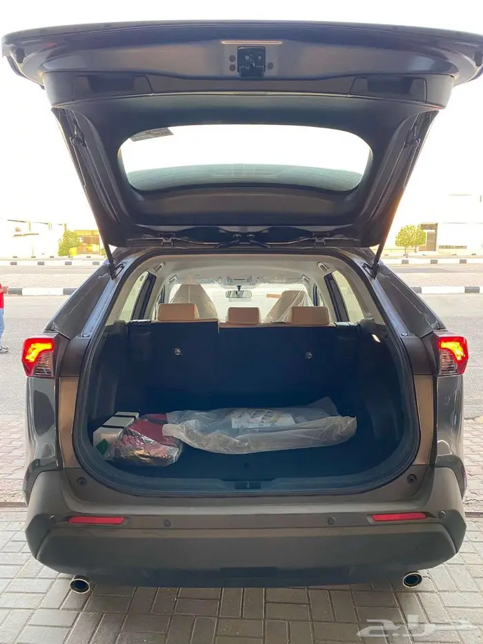 راف فور XLE دبل 2025 ابيض و رمادي كاش و اقساط 3