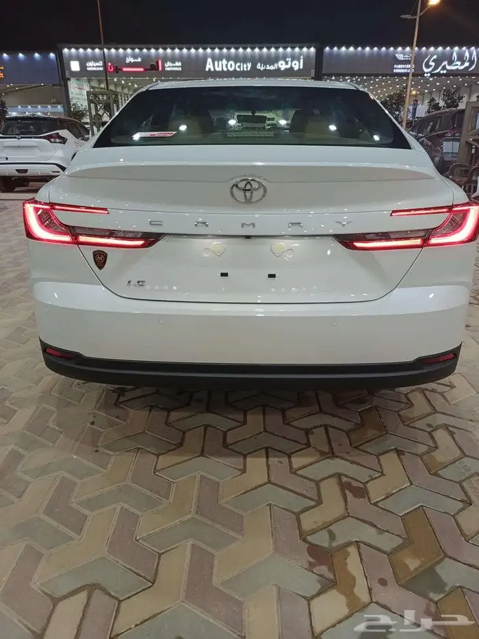 تويوتا كامري LE بنزين 2025 8