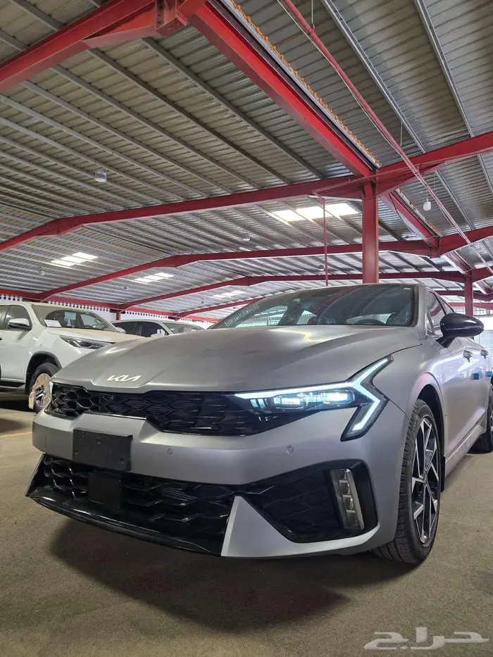 كيا K5 لاين GT 21