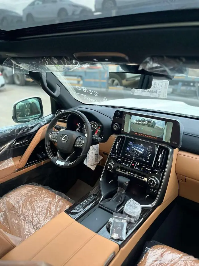 لكزس LX600 BB 2025 اقساط جميع انواع البنوك 8