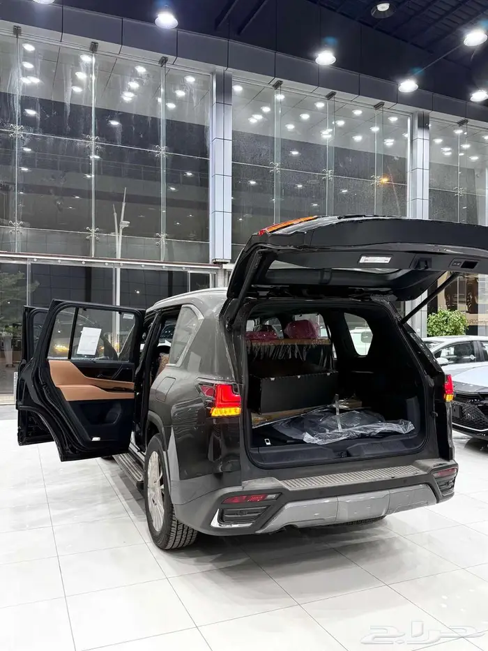 لكزس ( LX 700 BH ) هايبرد موديل 2025 أقل الأسعار 9