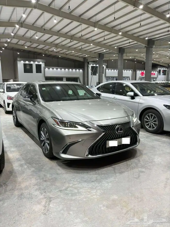 لكزس اي اس 300 هايبرد ES300h موديل 2019 2