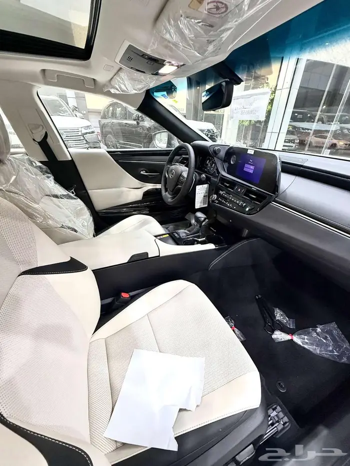 لكزس ( ES 250 AA ) موديل 2025 أقل الأسعار 26