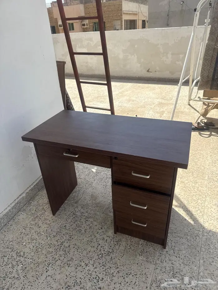 مكتب 2