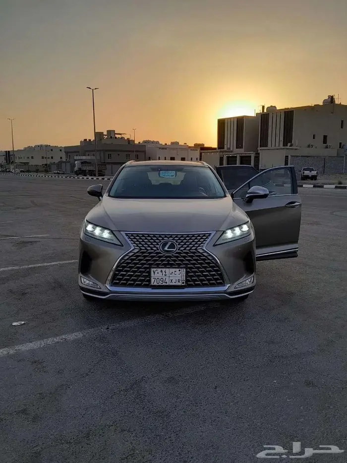 لكزس ار اكس450 (Lexus RX 450) 2022 ممشى قليل 1