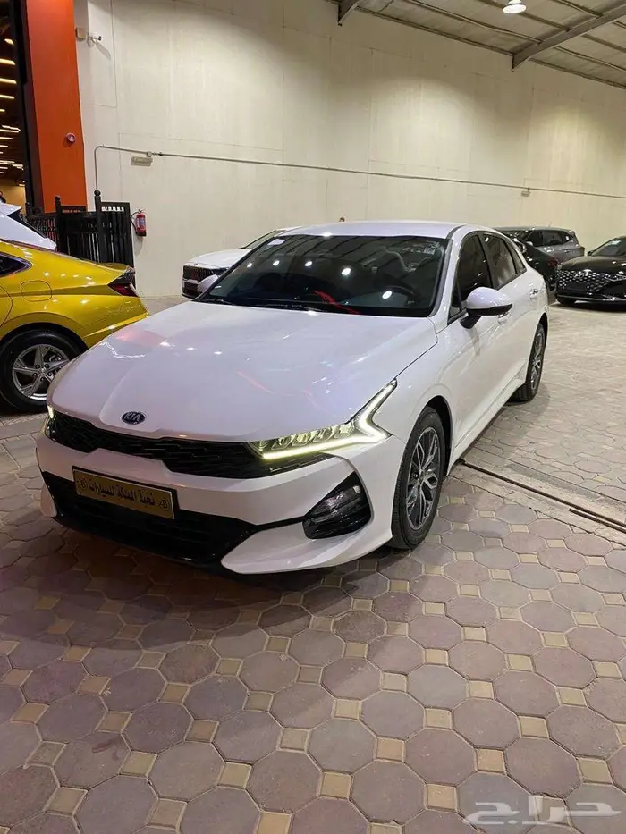 كيا اوبتيما 2021 مستورد بنزين شاشه كاميرا 1
