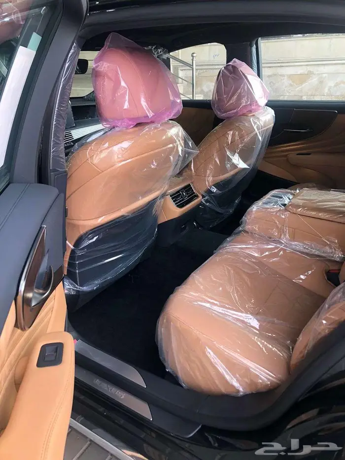 لكزس LS 350 AA 2025 سعودي بنزين أسود داخل أبيض 8