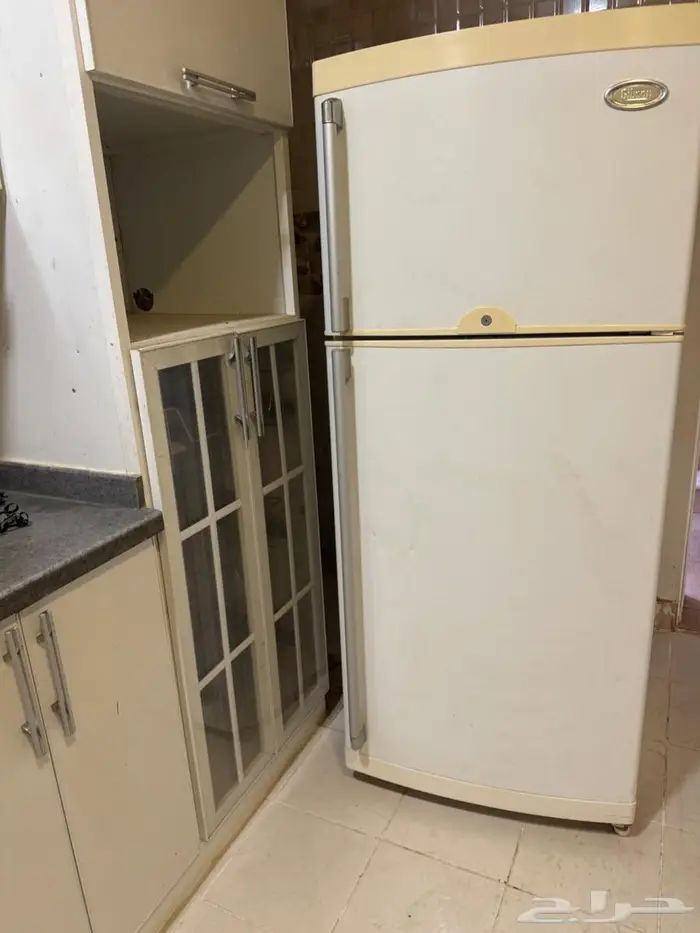 ثلاجة للبيع نظيفة خط 220 3