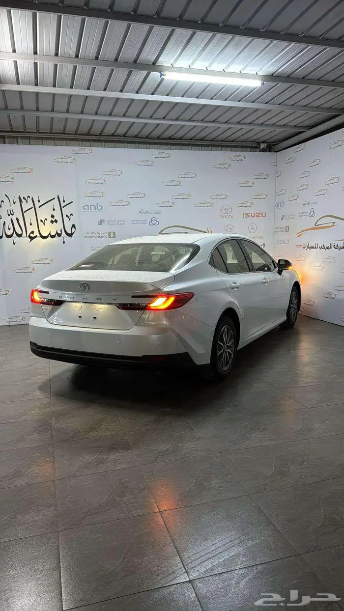 تويوتا كامري Eستاندر بنزين سعودي2025-117300 5