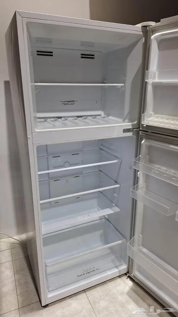 ثلاجة يوجين نظيفه جدا 5