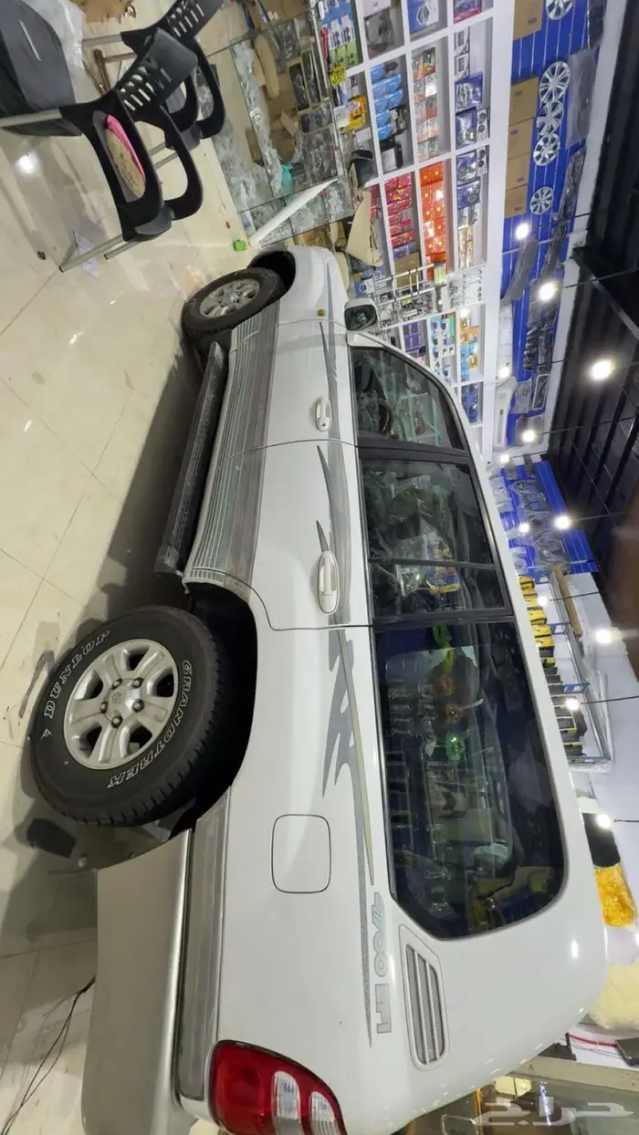 لاندكروزر VXR فل كامل 1