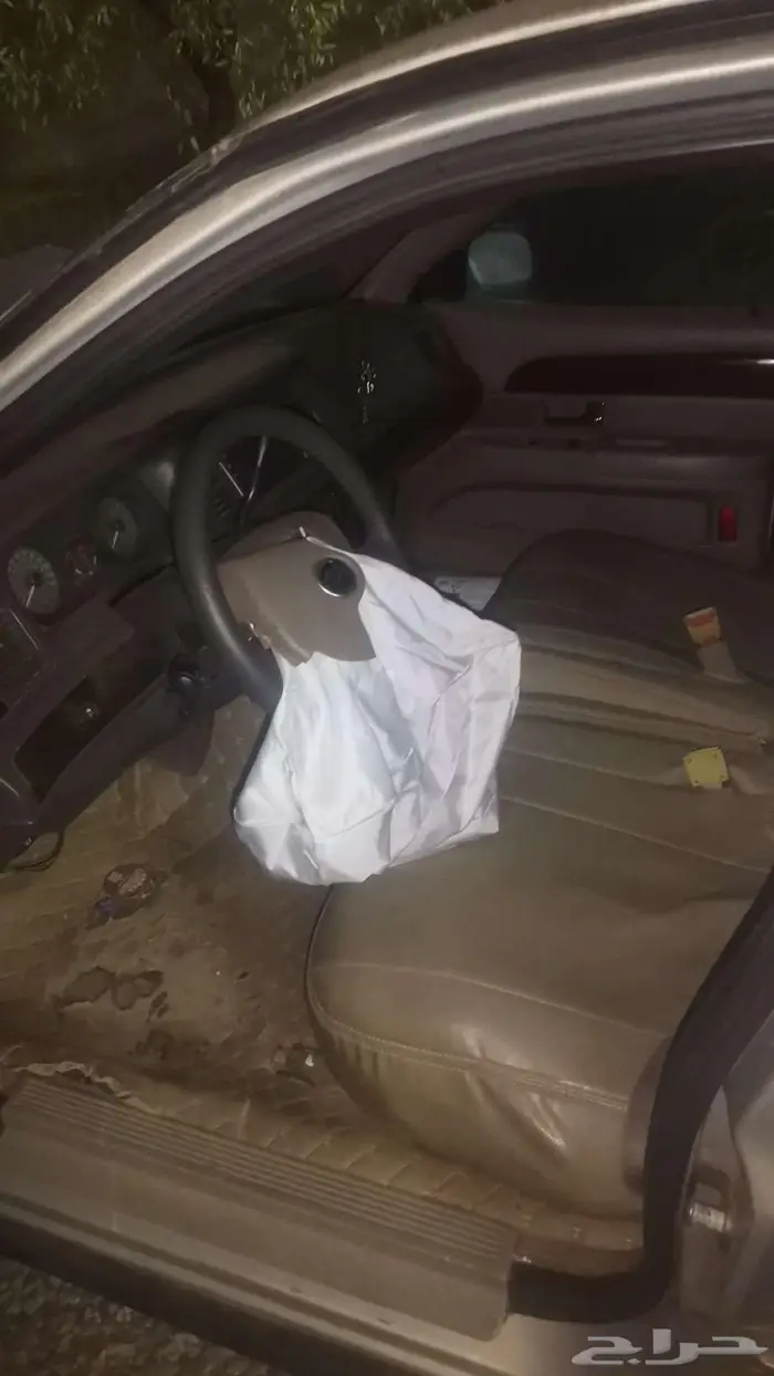 جراند ماركيز 2010 تشليح قطع غيار 4