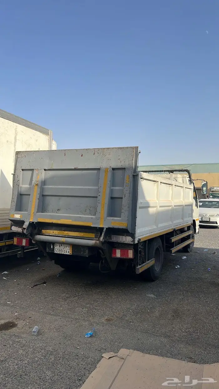 صندوق دينا عليها باب هدرليك 1