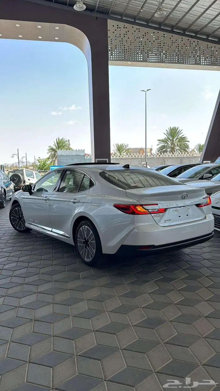 كامرى جراند بنزين تماتيك سعودى 2025-153.000 5