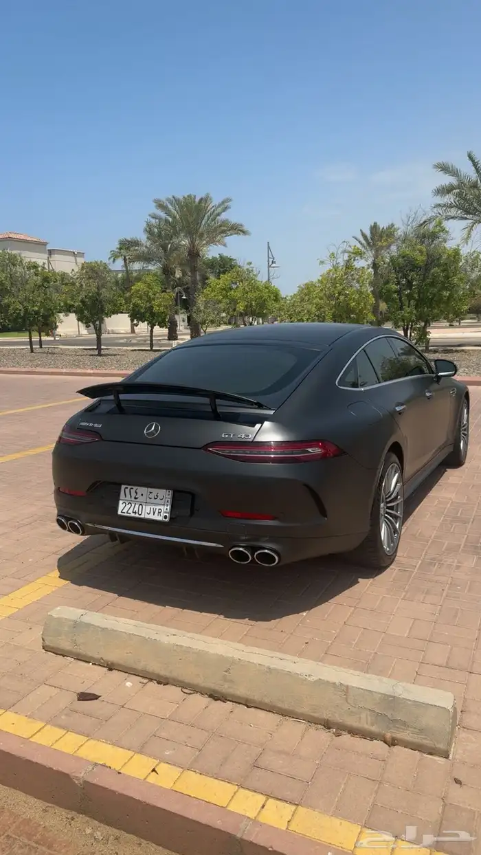 مرسيدس GT43 2020 ممشى قليل شبه جديده وبحالة الوكاله.. 3