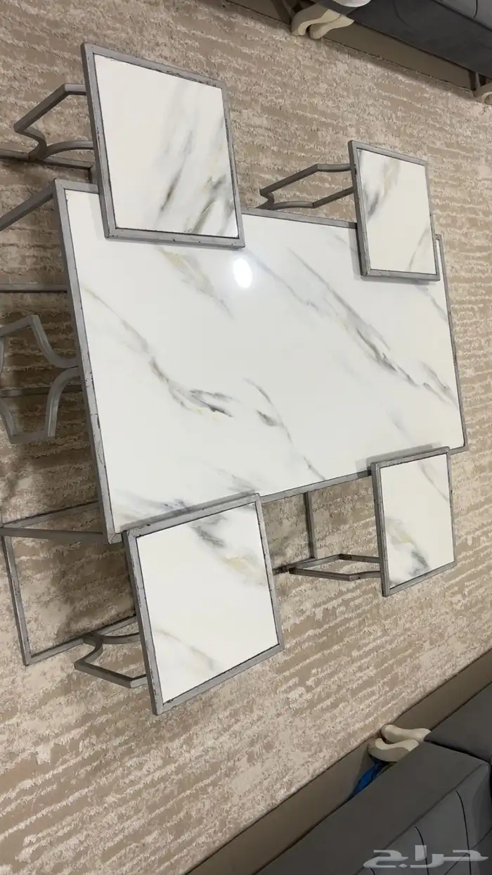 طاولة 0