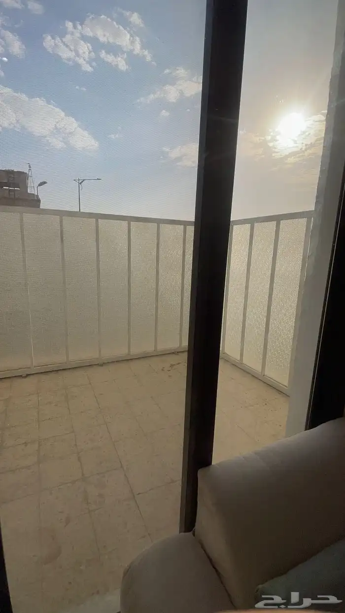 شقه مفروشه للايجار الشهري والسنوي بحي طويق 2