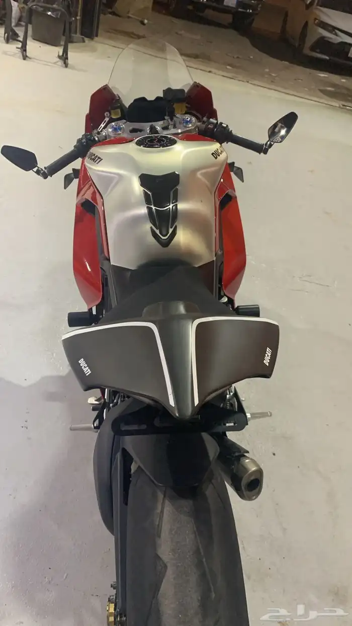 دوكاتي V4R DUCATI 2019 1