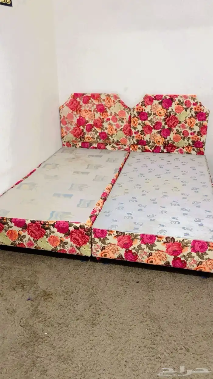 سرير للبيع 0