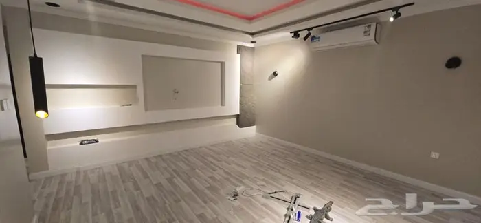 شقة للإيجار حي الشعلة 10