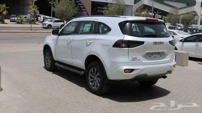 ايسوزو ام يو اكس فل كامل 2024 و 2025كاش واقساط باقل سعر 12