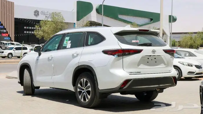 تويوتا هايلاندر GLE نص فل موديل 2025 متوفر كاش   اقساط 12