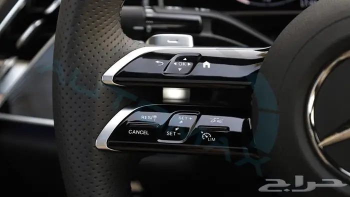 مرسيدس بنز E300 خليجي 2025 اصفار مع ضمان الوكيل 10