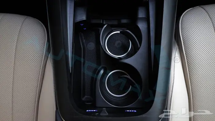 مرسيدس بنز E300 خليجي 2025 اصفار مع ضمان الوكيل 26