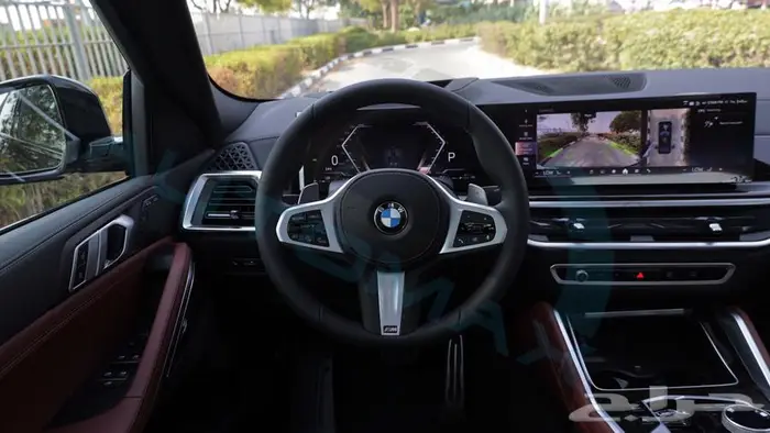 2025 BMW X6 XDRIVE 40i M SPORT 3.0L AWD GCC 10