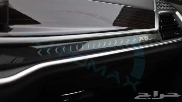 2025 BMW X6 XDRIVE 40i M SPORT 3.0L AWD GCC 34