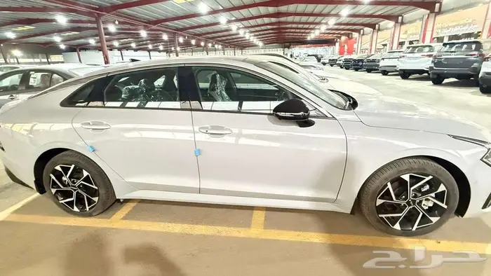 كيا K5 لاين GT 24
