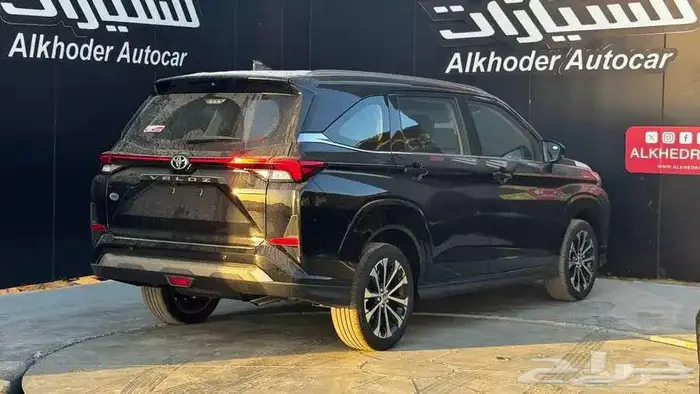 تويوتا فيلوز GLX موديل 2025 5