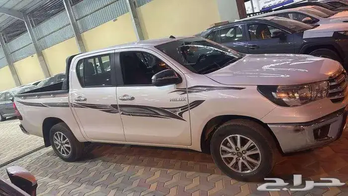 هايلوكس بنزين بدون دبل glx2 2025 2