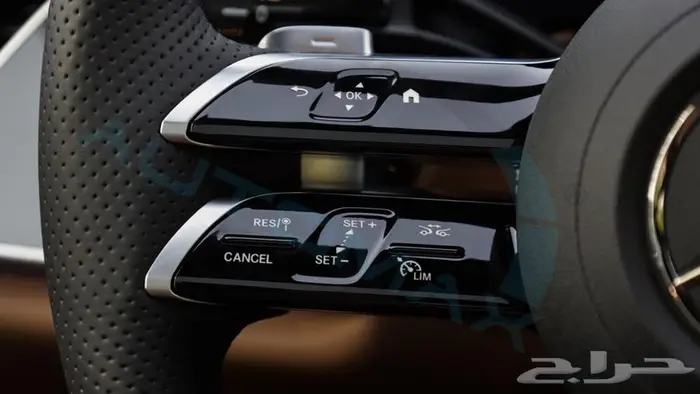 2025 مرسيدس بنز اي 300 AMG خليجي اصفار ضمان الوكيل 10